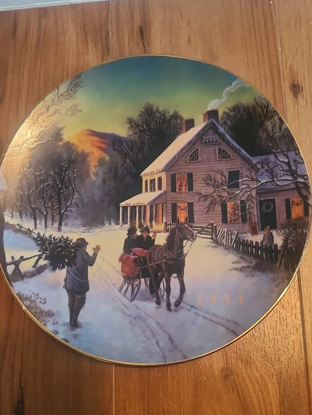 Avon Holiday Village Plate - White, Green & Gold Accents 